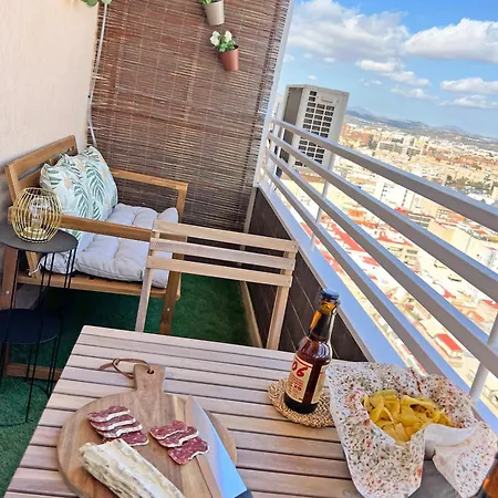 New Skyline & Terrace Apartment *