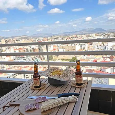 New Skyline & Terrace Apartment *